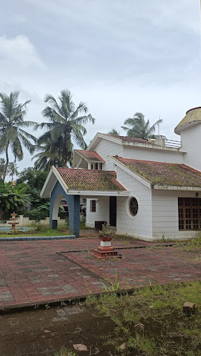 Comfortable sha red dorm room with bunk beds, lockers, and beach view - budget accommodation